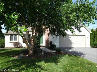 3547 Turnberry Dr, Chambersburg, PA