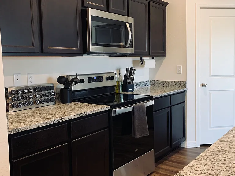 389 S Soledad Ln — Photo 20