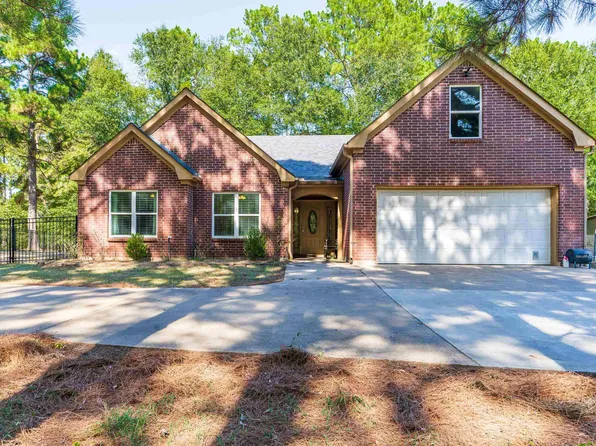 391 Doctors Rd W, Longview, TX 75602