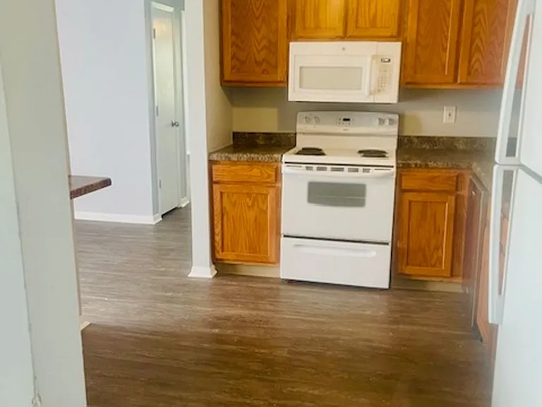 ONE & TWO BEDROOM APARTMENTS IN ANKENY! — Photo 25
