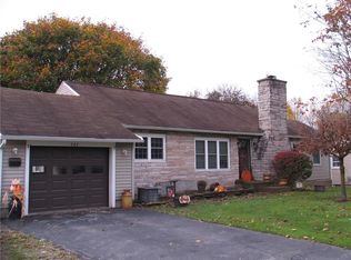 785 Blue Cut Rd, Newark, NY 14513