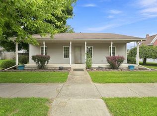 154 W 1st St, Roanoke, IN 46783