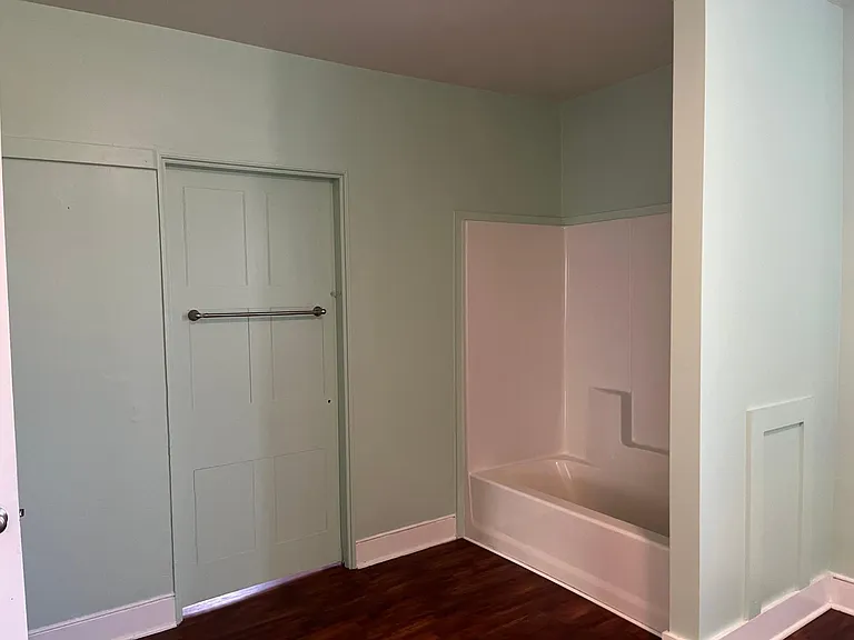 Downstairs bath/shower