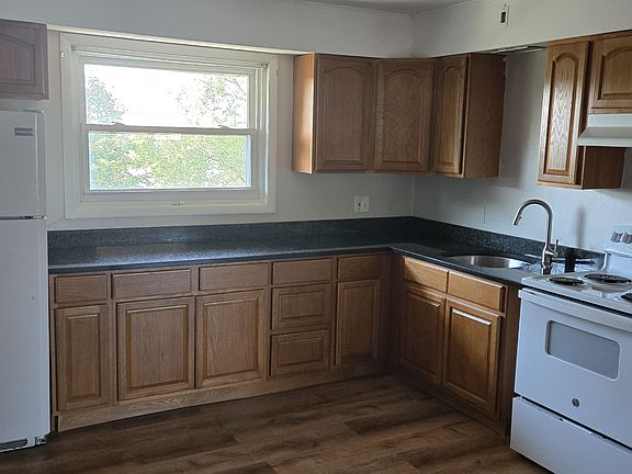 4th image of 61 Vandenburgh Ave APT 14