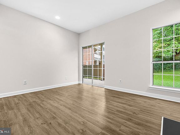 4th image of 3901 Penderview Dr APT 1502