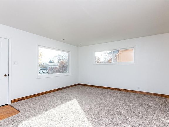 4th image of 1427 Concord Dr