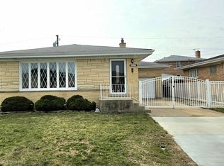 8517 W Carmen Ave, Chicago, IL