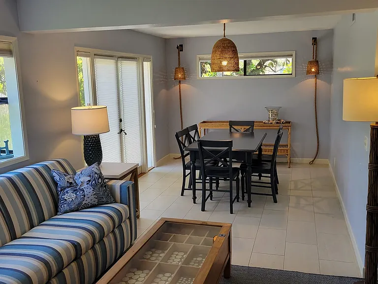 2525 Ocean Front — Photo 6