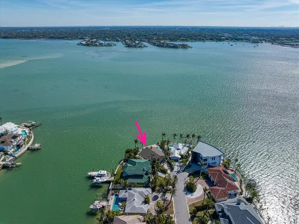 447 22nd St, Belleair Beach, FL 33786