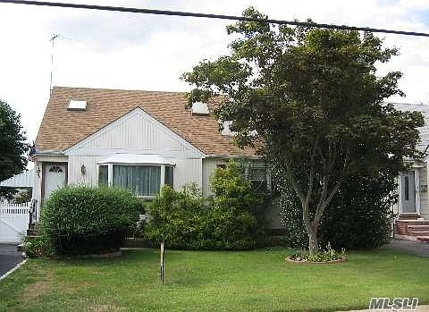 1st image of 206 Mulberry Ln