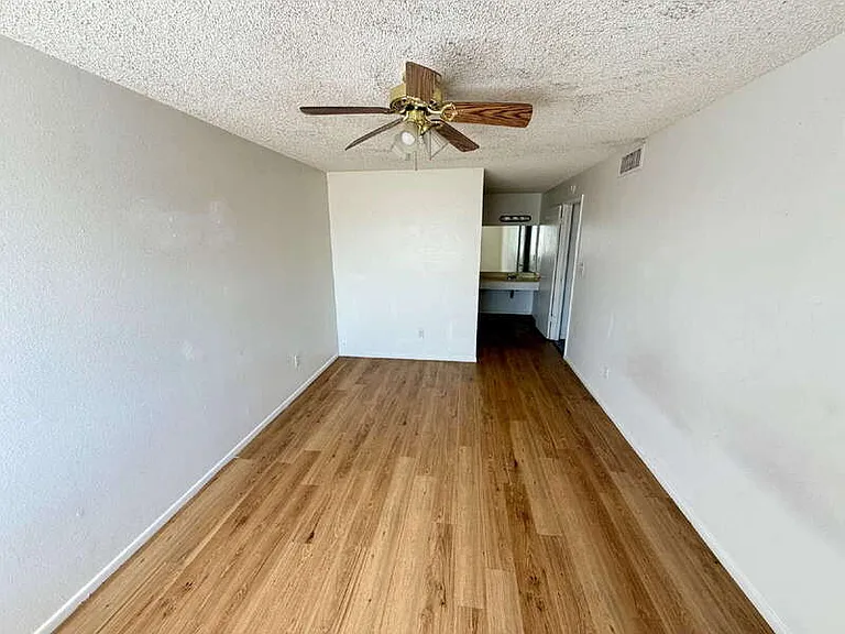10660 W Concordia Dr #1 — Photo 12
