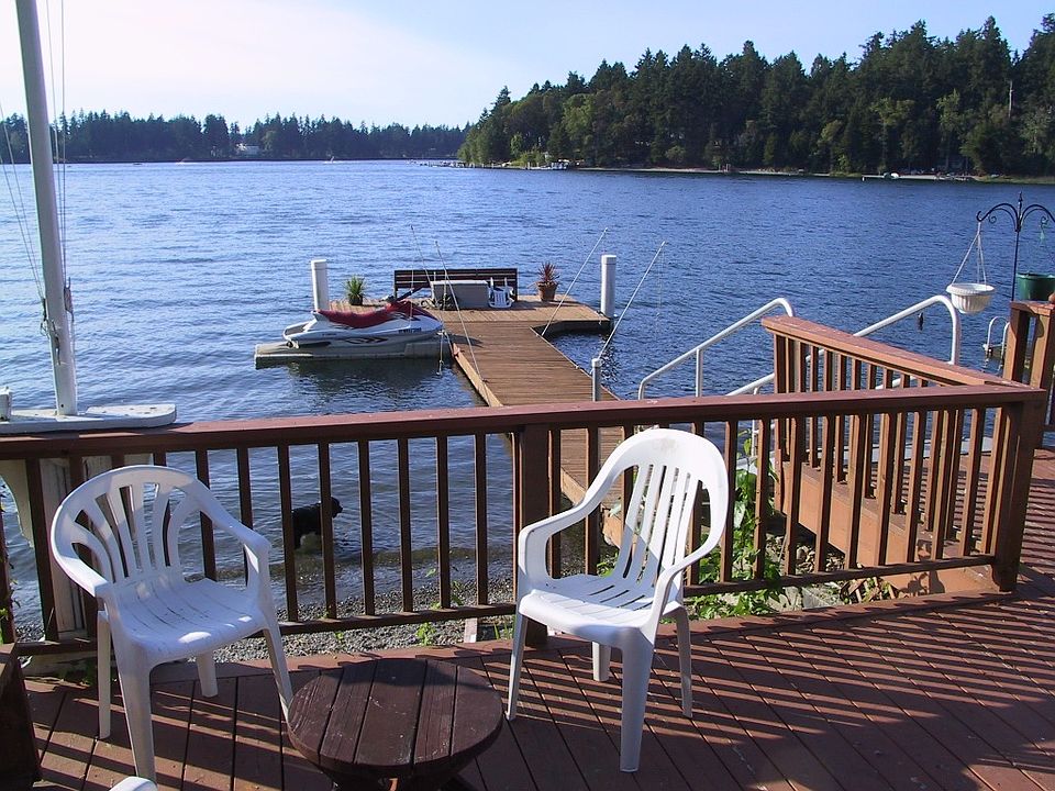 Your own private dock for fishing, boating, swimming or just