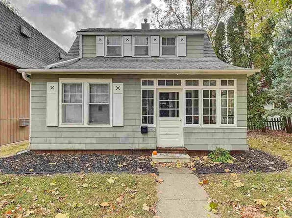 515 E Ronalds St, Iowa City, IA 52245