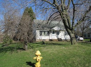 936 Elmgrove Rd, Rochester, NY 14624