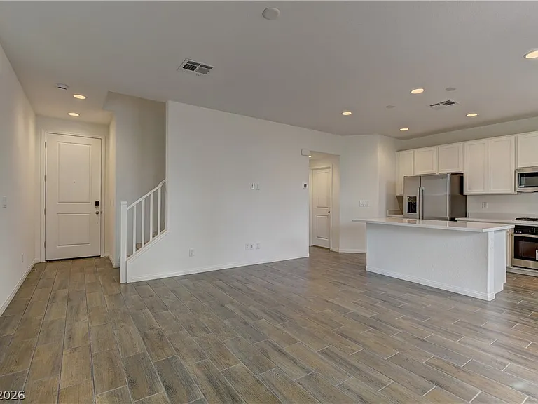 4771 Illustria Ave — Photo 4