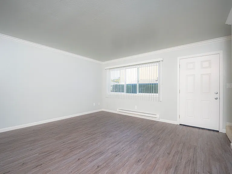 3040 Sunset Ave #5 — Photo 12