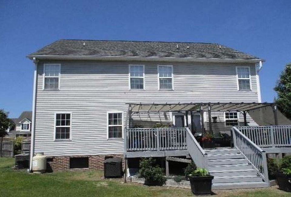 2nd image of 41 Lenoir Dr