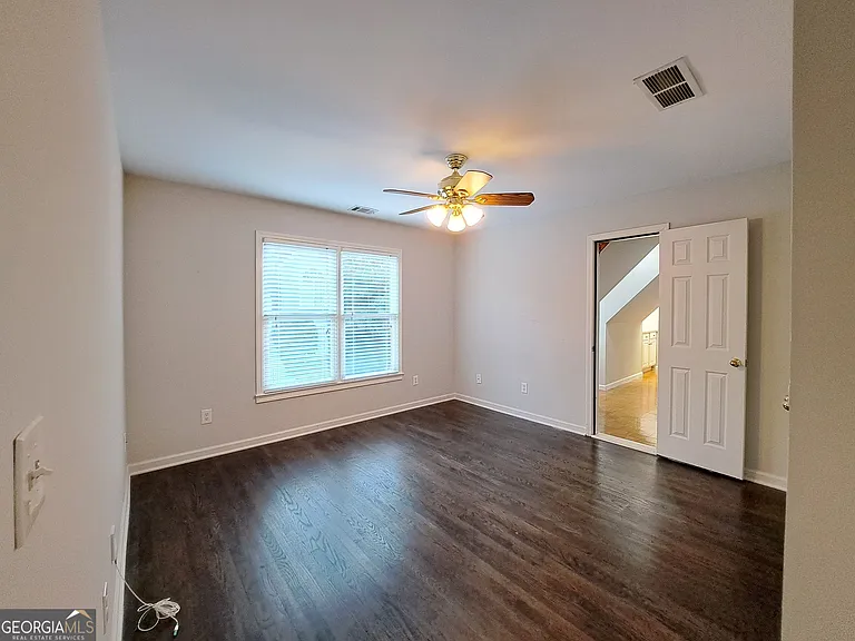 2242 Lenox Walk NE — Photo 34