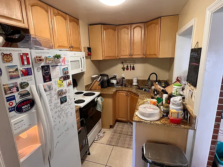 2619 NW 4th Ave — Photo 7