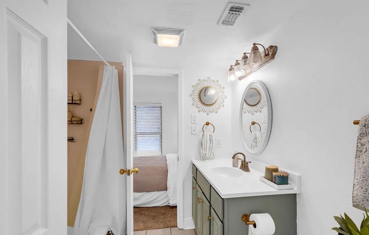 1 bed, 640 sqft, $1,150 — Photo 4