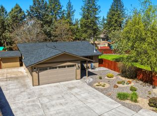 61605 Summer Shade Dr, Bend, OR 97702