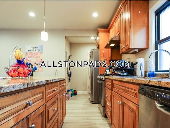 4th image of 15 Long Ave #1