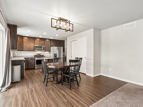 5th image of 1649 Northcroft Dr