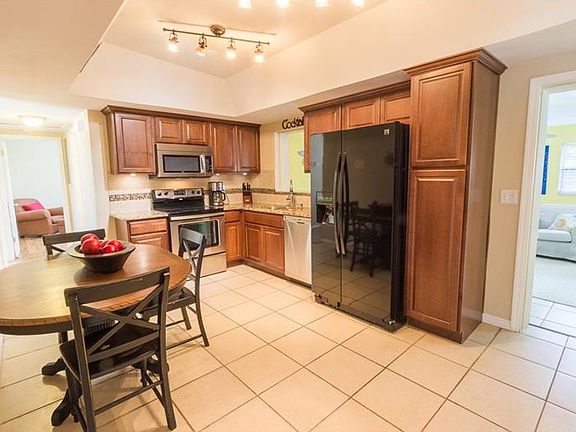 4th image of 3108 Lake Margaret Dr