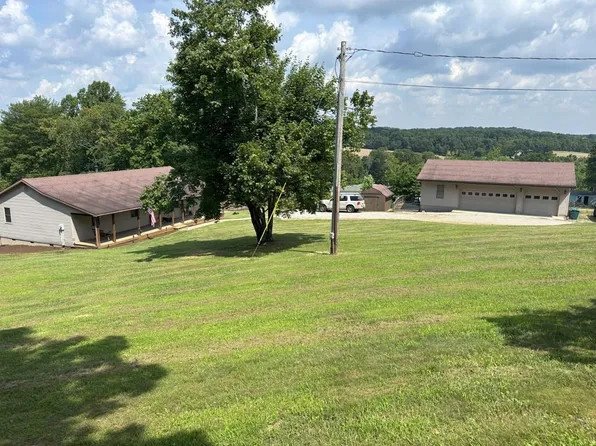 1667 Hartwood Rd, Chillicothe, OH 45601