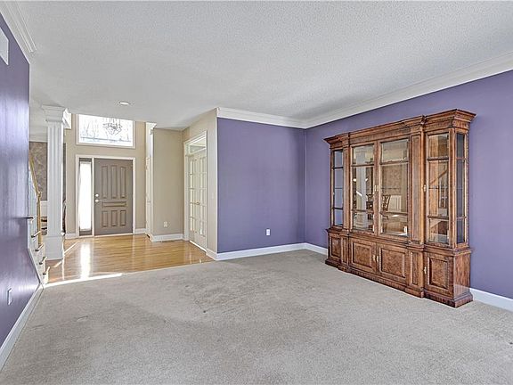 5th image of 9106 W 132nd St