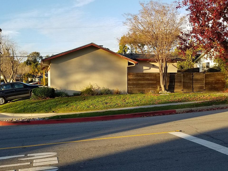1st image of 505 Cuesta Dr