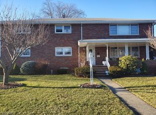 130 Raphael Rd, Totowa, NJ 07512