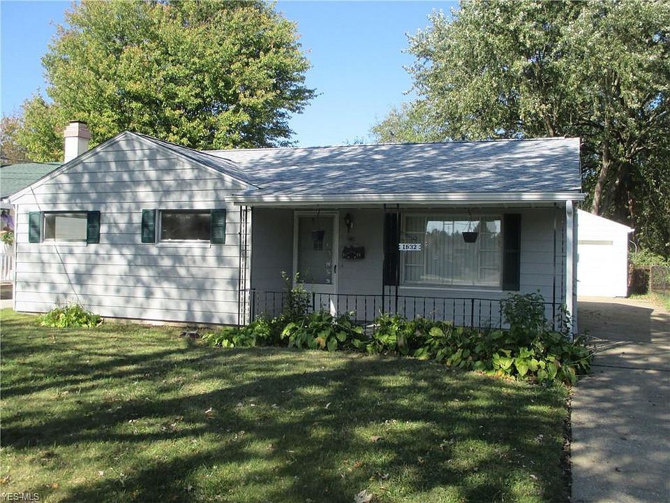 1st image of 1632 Country Club Ave