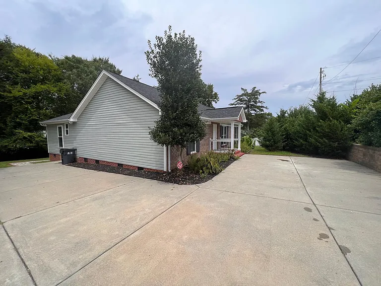 5312 Rea Rd — Photo 39
