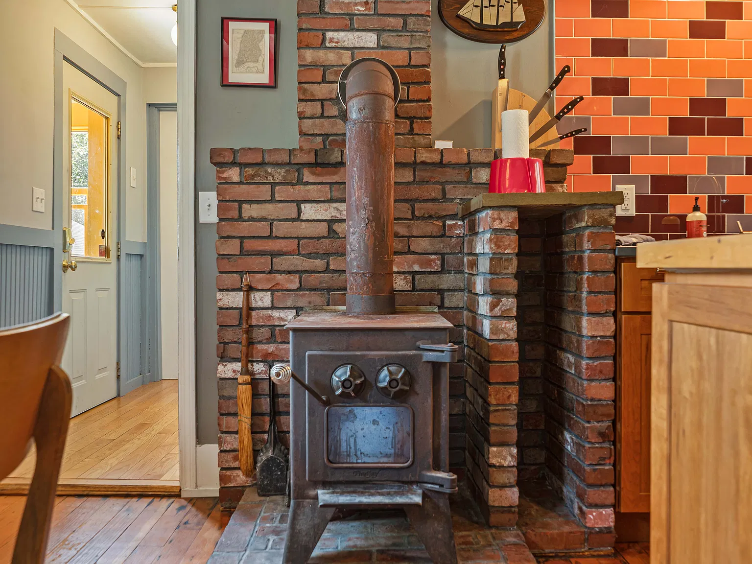 3 bed, 1000 sqft, $3,300 — Photo 3