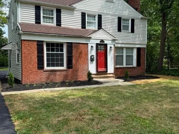 19013 Chagrin Blvd, Shaker Heights, OH 44122