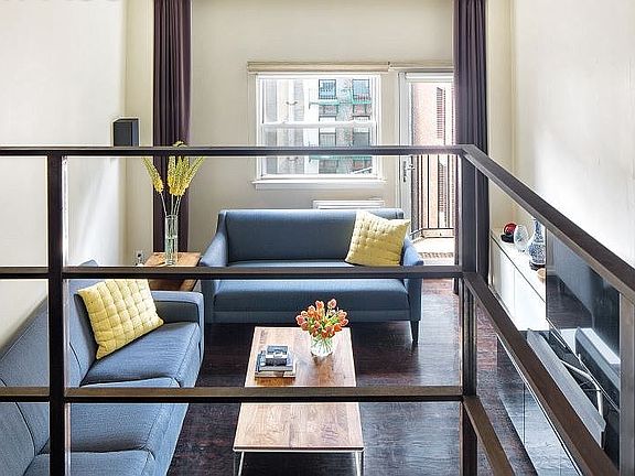 5th image of 211 Thompson Street New York Ny #10012