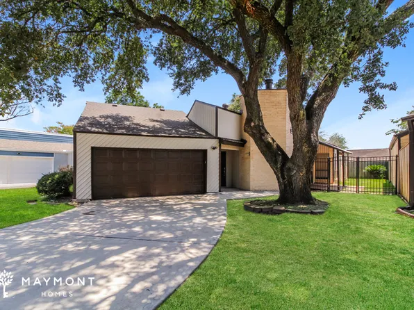 10814 Kirktown Dr, Houston, TX 77089