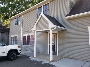 15 Main St, Tariffville, CT 06081