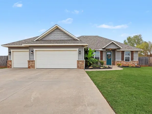 1334 Ladera Cir, Moore, OK 73160