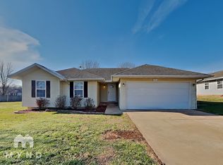 701 N Pinewood Ave, Republic, MO 65738