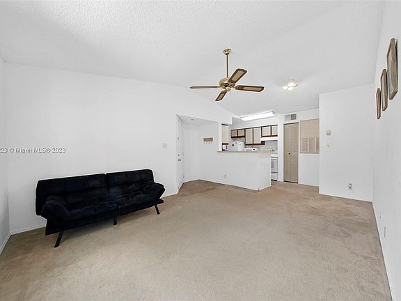 5th image of 2946 S University Dr APT 7206