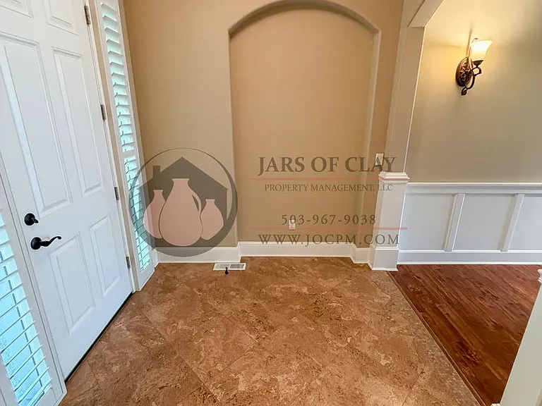 2752 Tukwila Dr — Photo 4