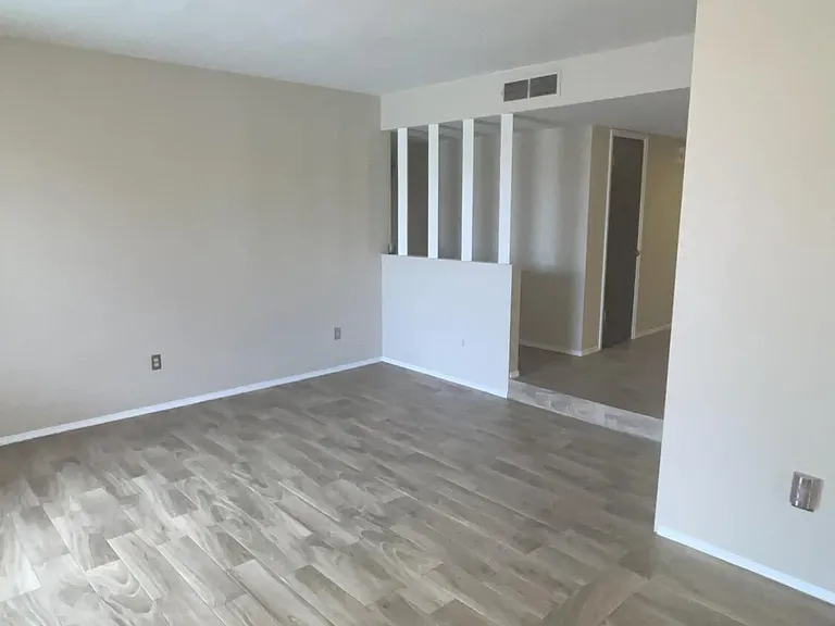 3468 E Hearn Rd — Photo 8