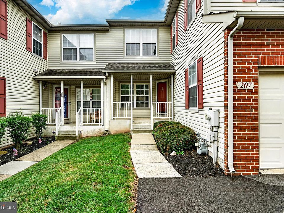 1st image of 207 Weiser Pl #1803