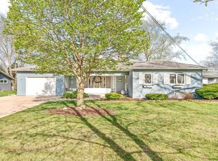 808 Normal Rd, Dekalb, IL 60115