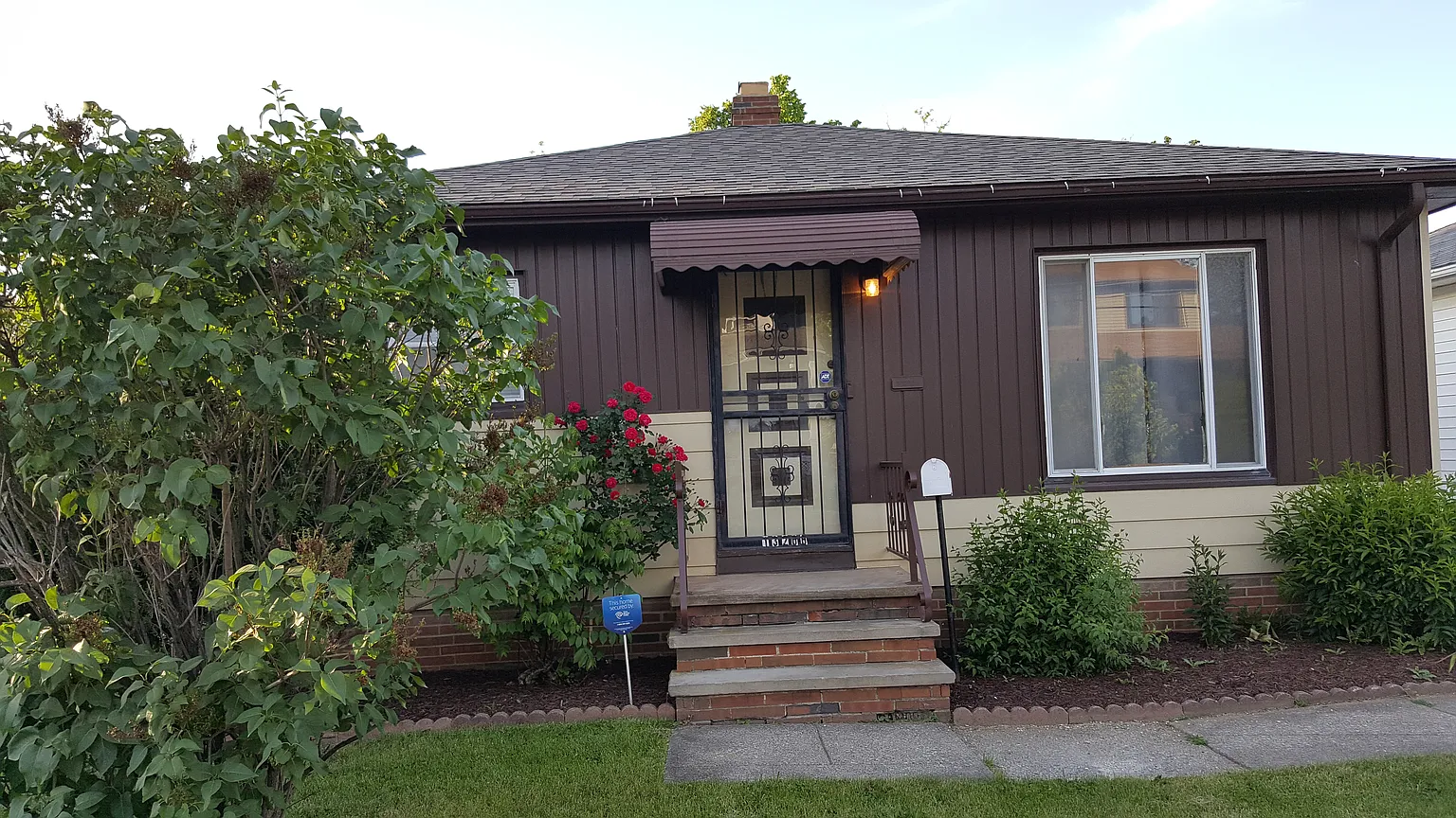13200 Carrington Ave photo 1
