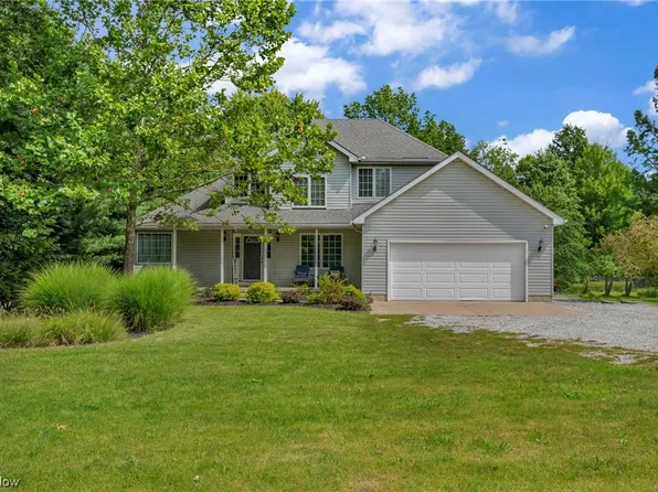 18201 Erhart Rd, Grafton, OH 44044