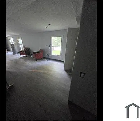 2 bed, 980 sqft, $1,200 — Photo 2