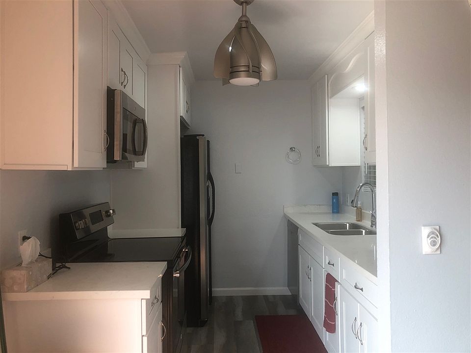 2nd image of 10151 Peaceful Ct